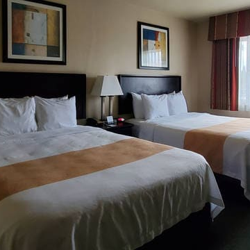 Katella Inn & Suites
