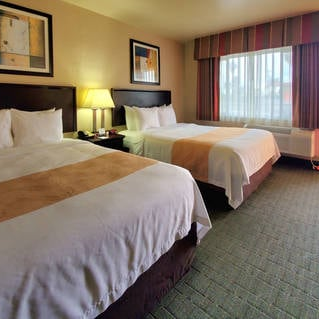 Katella Inn & Suites