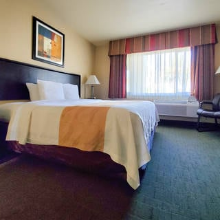 Katella Inn & Suites